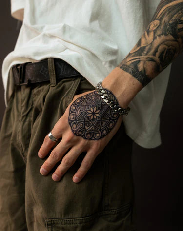 Temporary tattoo aftercare for maximum duration on skin